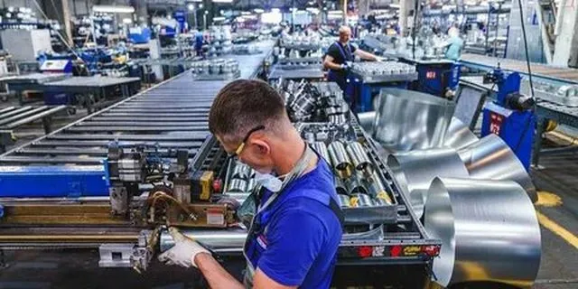 promyshlennost-009 Владимир Путин начал свое европейское мини-турне