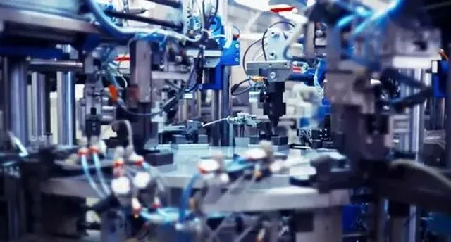 Бывших управляющих ФГУ Центр лабораторного анализа и технических...