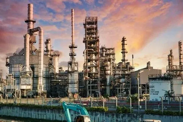 Правительство Русской Федерации собирается вернуть на родину российских... Правительство Русской Федерации собирается вернуть на родину российских...