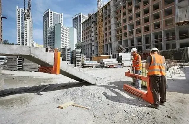 Правительство Германии заявило посольству США в Берлине официальный...