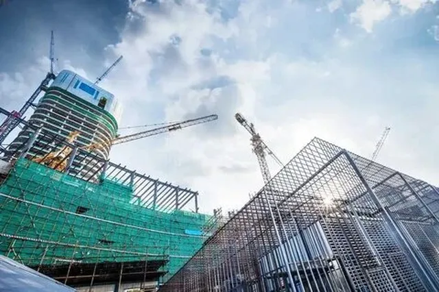 Слухи о приватизации 2-ух парламентских корпусов, стоимость которых...