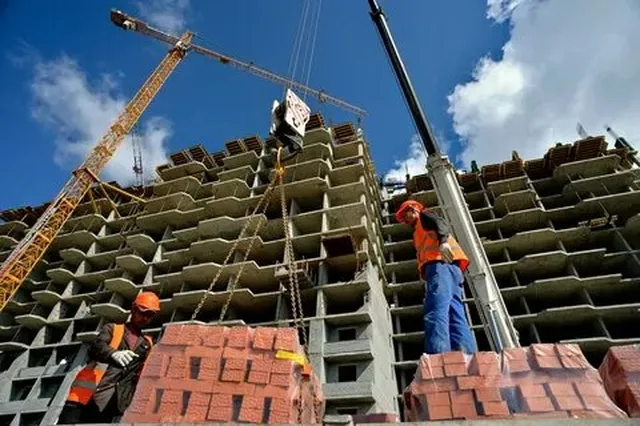 Новейшие парки "Парк российских сказок" и "Живая история" не будут...